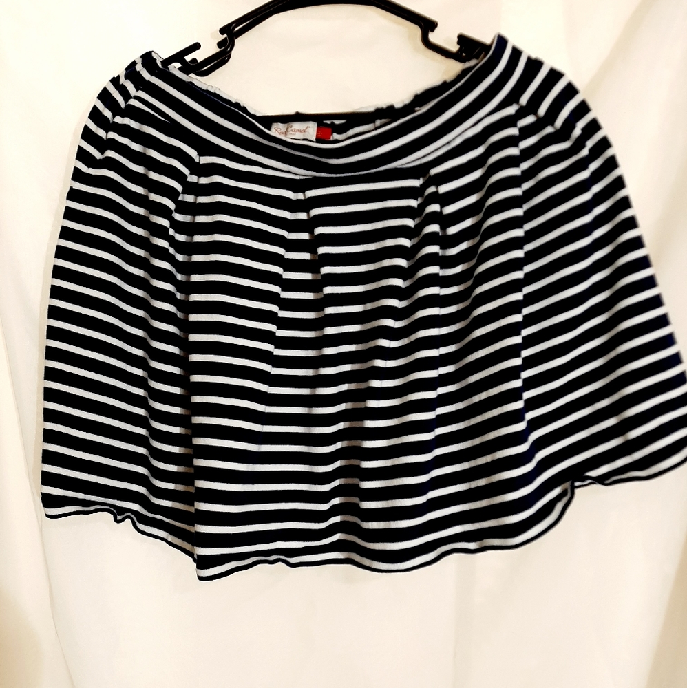 Red camel blue stripped skirt size large